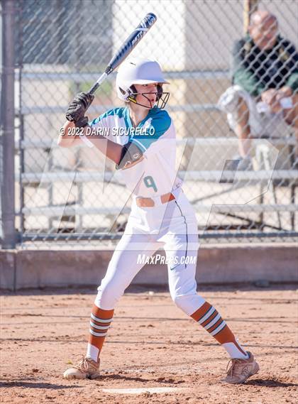 Thumbnail 2 in Snowflake vs. Eastmark (Dobson/Westwood Invitational) photogallery.
