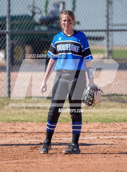 Thumbnail 3 in Snowflake vs. Eastmark (Dobson/Westwood Invitational) photogallery.