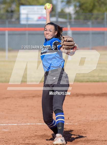 Thumbnail 3 in Snowflake vs. Eastmark (Dobson/Westwood Invitational) photogallery.