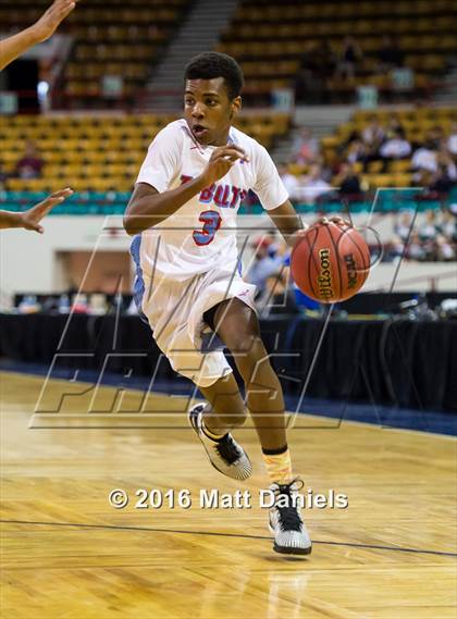 Thumbnail 2 in Manual vs. Lutheran (CHSAA 3A 3rd Place Final) photogallery.