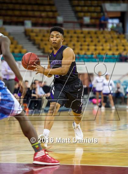 Thumbnail 2 in Manual vs. Lutheran (CHSAA 3A 3rd Place Final) photogallery.