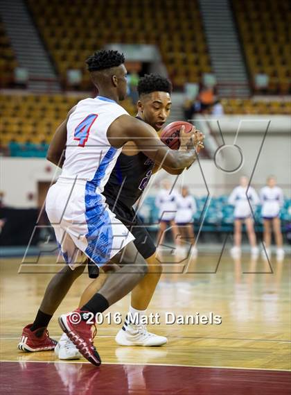 Thumbnail 2 in Manual vs. Lutheran (CHSAA 3A 3rd Place Final) photogallery.