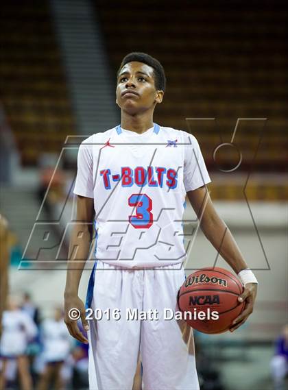 Thumbnail 1 in Manual vs. Lutheran (CHSAA 3A 3rd Place Final) photogallery.