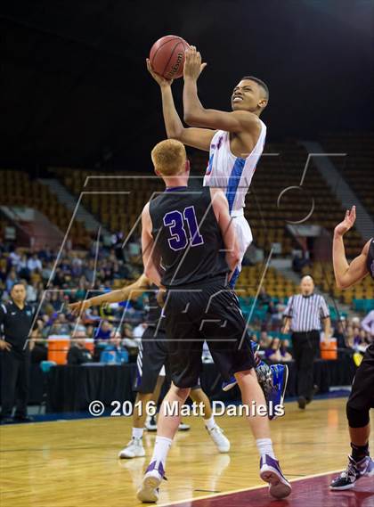Thumbnail 2 in Manual vs. Lutheran (CHSAA 3A 3rd Place Final) photogallery.