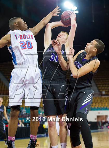 Thumbnail 3 in Manual vs. Lutheran (CHSAA 3A 3rd Place Final) photogallery.