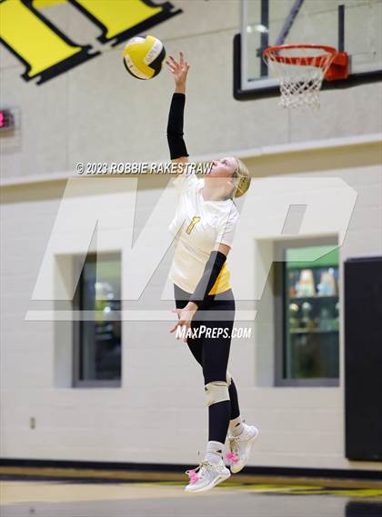 Thumbnail 1 in Centennial @ Crandall photogallery.