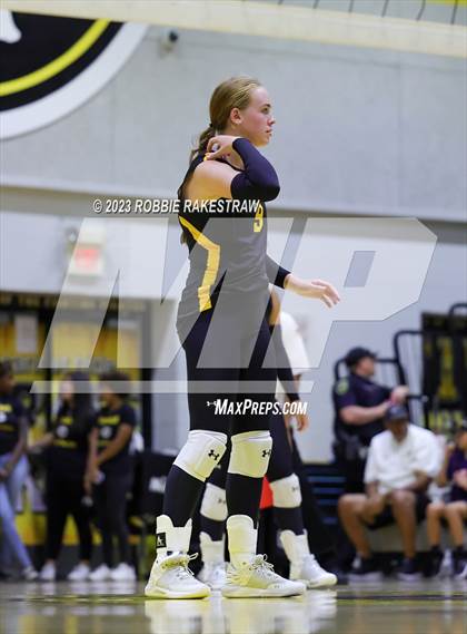 Thumbnail 3 in Centennial @ Crandall photogallery.