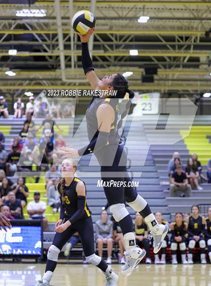 Thumbnail 3 in Centennial @ Crandall photogallery.