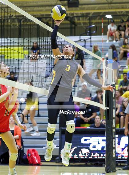 Thumbnail 3 in Centennial @ Crandall photogallery.