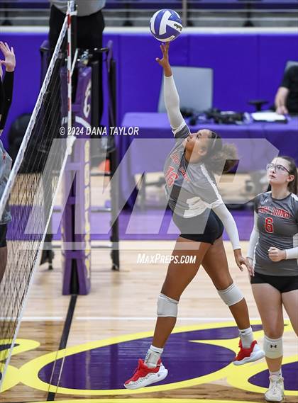 Thumbnail 2 in Springtown vs. Ponder photogallery.