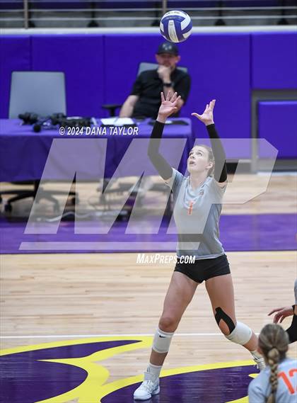 Thumbnail 2 in Springtown vs. Ponder photogallery.