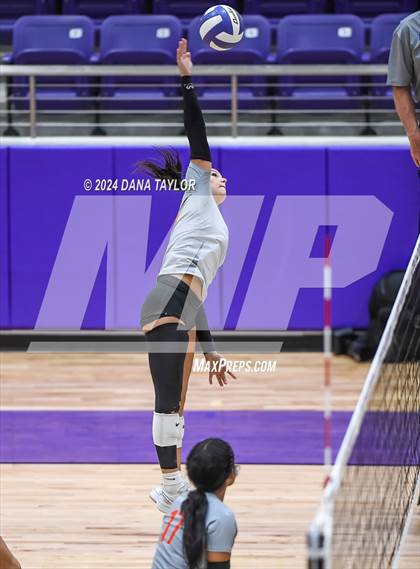Thumbnail 2 in Springtown vs. Ponder photogallery.