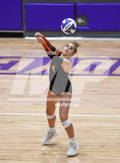 Thumbnail 2 in Springtown vs. Ponder photogallery.