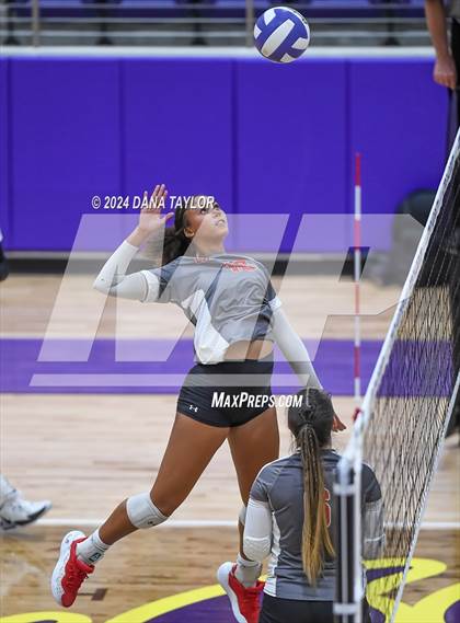 Thumbnail 3 in Springtown vs. Ponder photogallery.