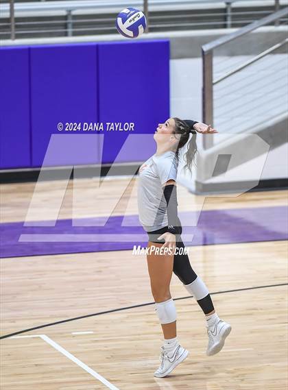 Thumbnail 1 in Springtown vs. Ponder photogallery.