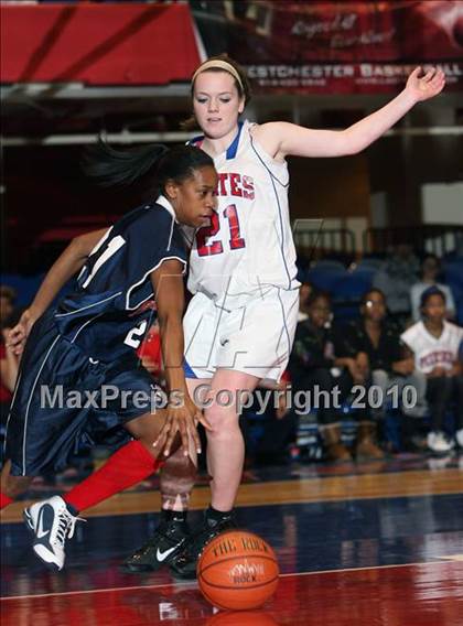 Thumbnail 2 in Peekskill vs. Pearl River (Section 1 Class A Semifinal) photogallery.