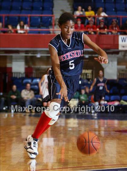 Thumbnail 2 in Peekskill vs. Pearl River (Section 1 Class A Semifinal) photogallery.