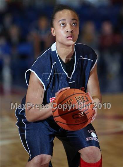 Thumbnail 2 in Peekskill vs. Pearl River (Section 1 Class A Semifinal) photogallery.