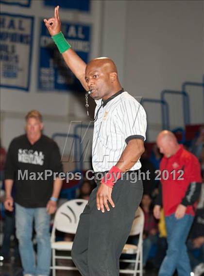 Thumbnail 2 in CIF CCS Masters Championships (Finals) photogallery.