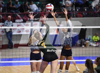 Thumbnail 3 in Pueblo County vs. Palmer Ridge (CHSAA 4A Playoff) photogallery.