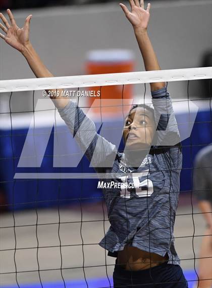 Thumbnail 3 in Pueblo County vs. Palmer Ridge (CHSAA 4A Playoff) photogallery.