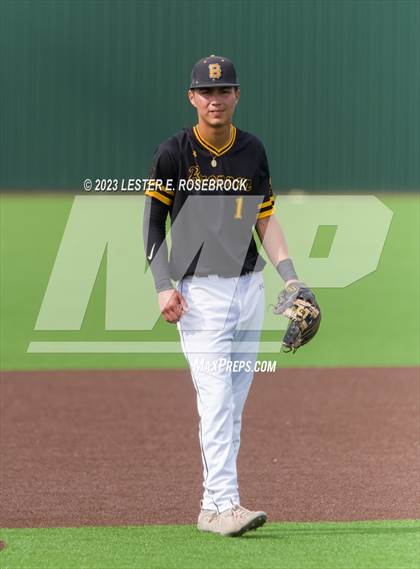 Thumbnail 3 in Alexander vs. Brennan (UIL 6A Bi-District Playoffs) photogallery.
