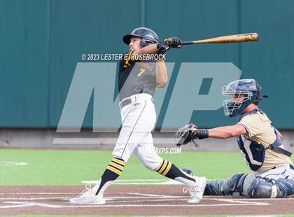 Thumbnail 3 in Alexander vs. Brennan (UIL 6A Bi-District Playoffs) photogallery.