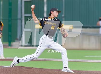 Thumbnail 3 in Alexander vs. Brennan (UIL 6A Bi-District Playoffs) photogallery.