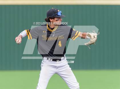 Thumbnail 3 in Alexander vs. Brennan (UIL 6A Bi-District Playoffs) photogallery.