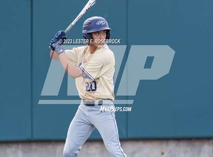 Thumbnail 3 in Alexander vs. Brennan (UIL 6A Bi-District Playoffs) photogallery.
