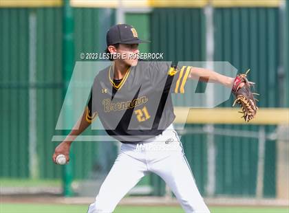 Thumbnail 1 in Alexander vs. Brennan (UIL 6A Bi-District Playoffs) photogallery.