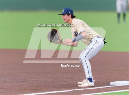 Thumbnail 3 in Alexander vs. Brennan (UIL 6A Bi-District Playoffs) photogallery.