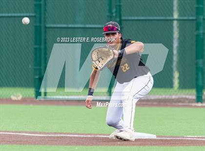 Thumbnail 3 in Alexander vs. Brennan (UIL 6A Bi-District Playoffs) photogallery.