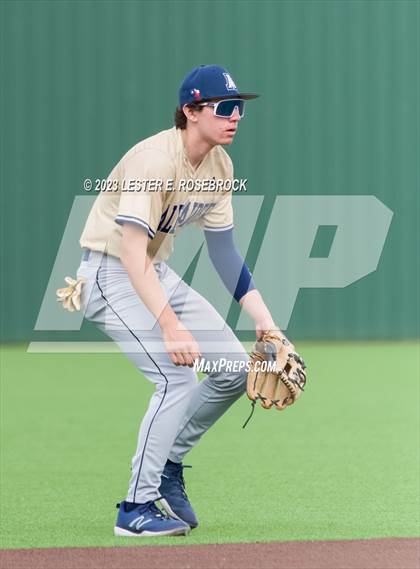 Thumbnail 3 in Alexander vs. Brennan (UIL 6A Bi-District Playoffs) photogallery.