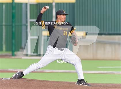 Thumbnail 3 in Alexander vs. Brennan (UIL 6A Bi-District Playoffs) photogallery.