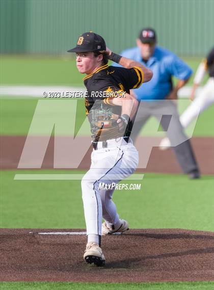 Thumbnail 2 in Alexander vs. Brennan (UIL 6A Bi-District Playoffs) photogallery.