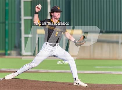 Thumbnail 3 in Alexander vs. Brennan (UIL 6A Bi-District Playoffs) photogallery.
