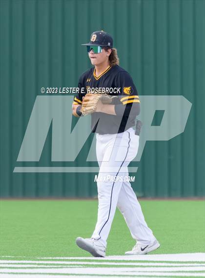 Thumbnail 1 in Alexander vs. Brennan (UIL 6A Bi-District Playoffs) photogallery.