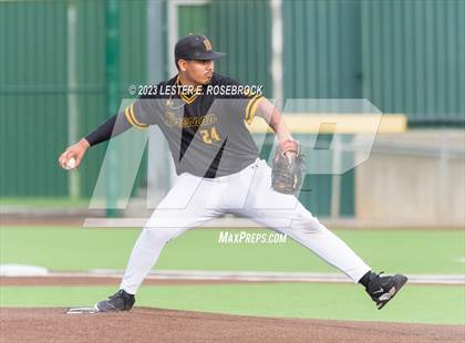 Thumbnail 1 in Alexander vs. Brennan (UIL 6A Bi-District Playoffs) photogallery.