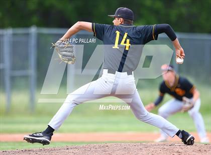 Thumbnail 3 in Del Oro @ Oak Ridge photogallery.