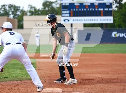 Thumbnail 2 in Del Oro @ Oak Ridge photogallery.