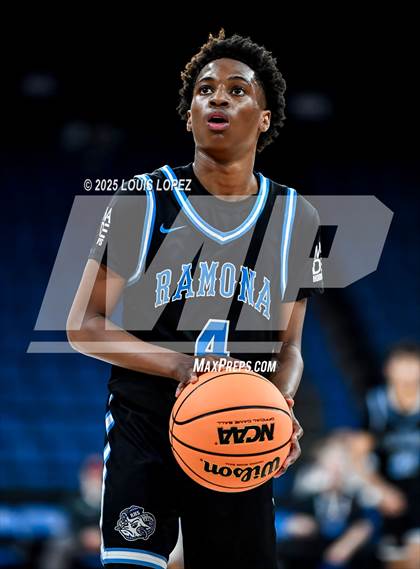 Thumbnail 3 in Ramona vs. Santiago (CIF SS DIV 4AA Championship) photogallery.