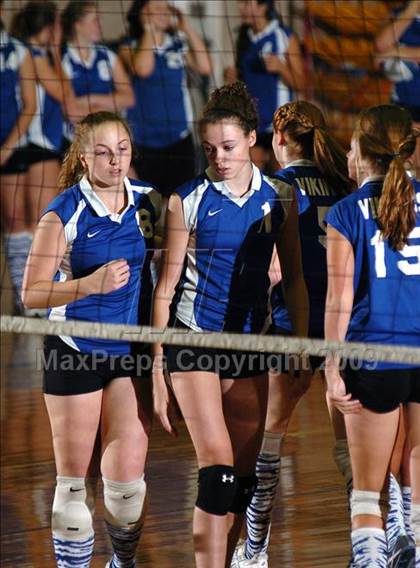Thumbnail 1 in Grand Island vs. Lockport photogallery.