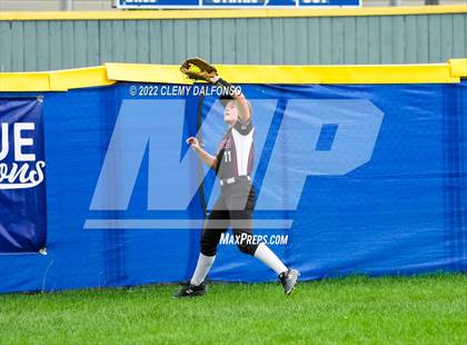 Thumbnail 3 in Golden @ Columbine photogallery.