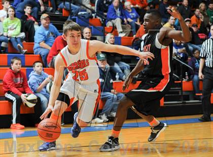 Thumbnail 1 in Marshall County vs Hopkinsville (Marshall County Hoopfest) photogallery.