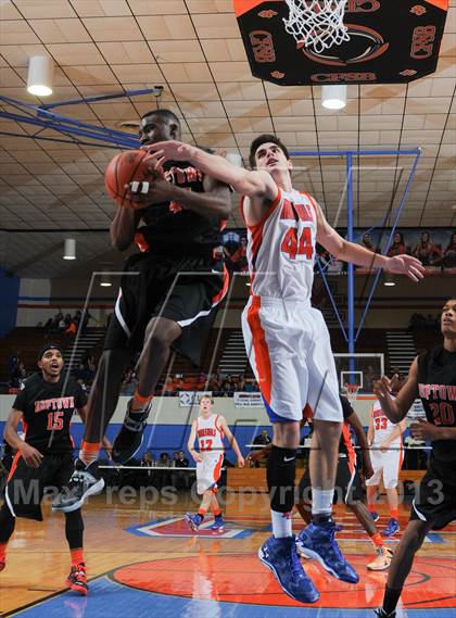 Thumbnail 2 in Marshall County vs Hopkinsville (Marshall County Hoopfest) photogallery.