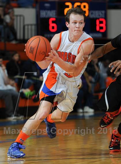 Thumbnail 1 in Marshall County vs Hopkinsville (Marshall County Hoopfest) photogallery.