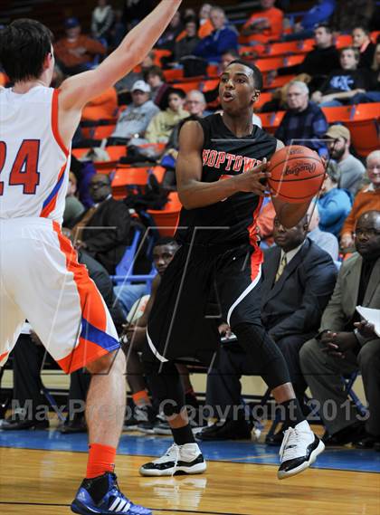 Thumbnail 2 in Marshall County vs Hopkinsville (Marshall County Hoopfest) photogallery.