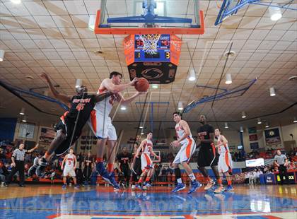 Thumbnail 3 in Marshall County vs Hopkinsville (Marshall County Hoopfest) photogallery.