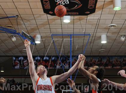 Thumbnail 1 in Marshall County vs Hopkinsville (Marshall County Hoopfest) photogallery.